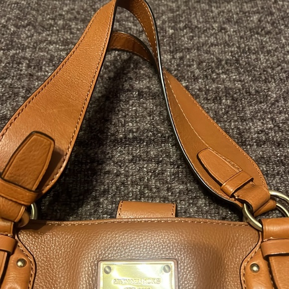 NWOT Large Michael Kors Saddle brown Convertible Studded Satchel - Picture 5 of 13